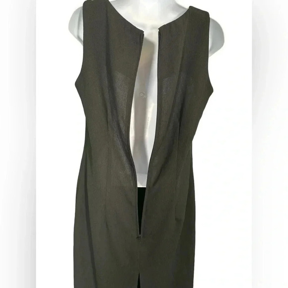 Danny & Nicole Size 10 Black Sleeveless Polyester Dress with Slit - Picture 6 of 7